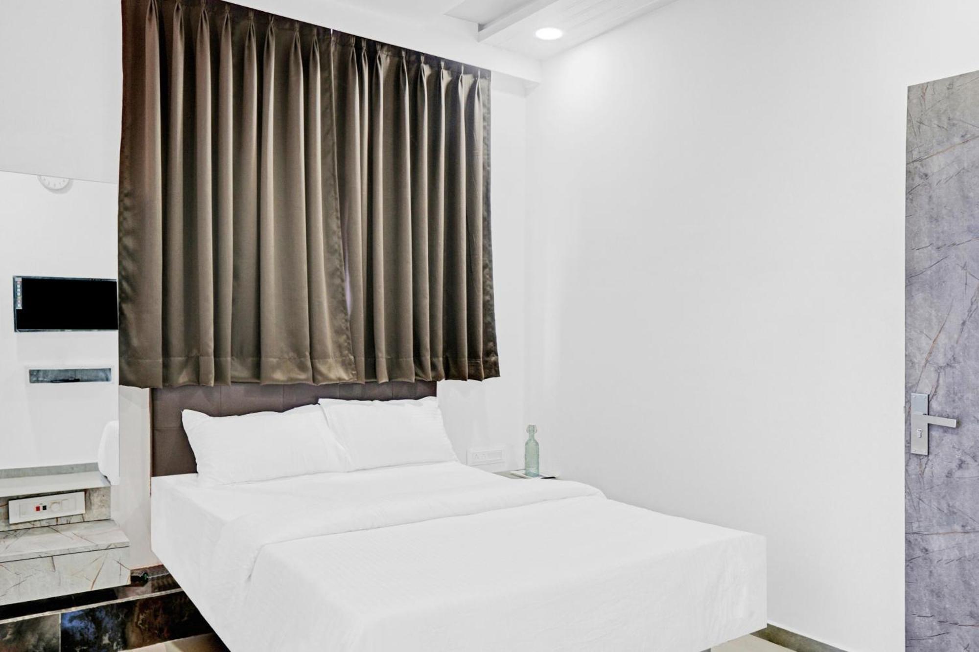 Collection O Sigma Inn Surat Luaran gambar