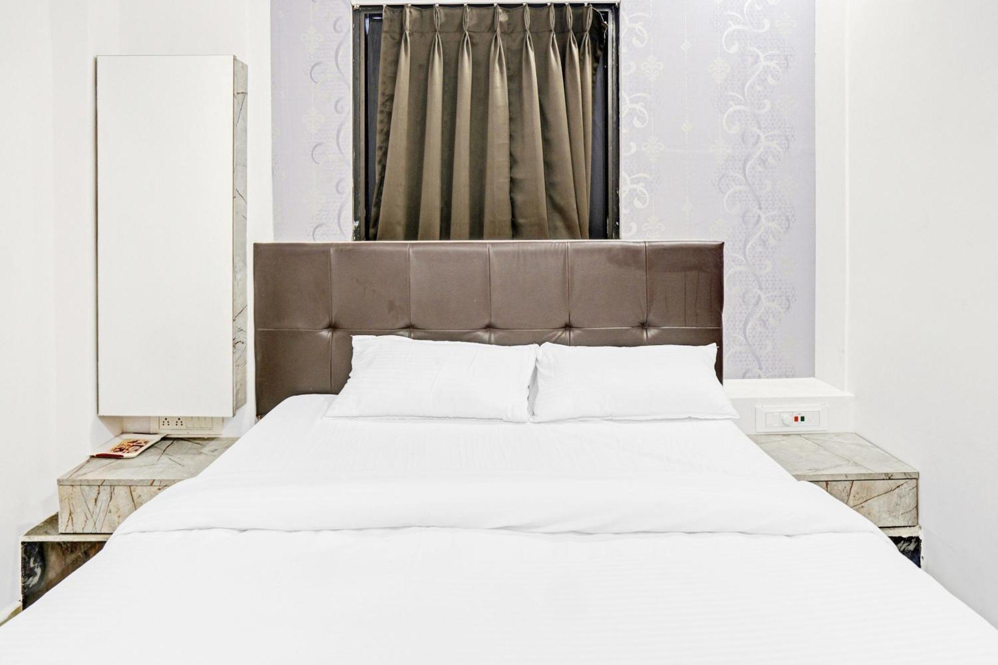 Collection O Sigma Inn Surat Luaran gambar